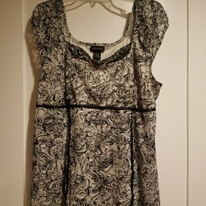 Lane Bryant lace cap sleeved top